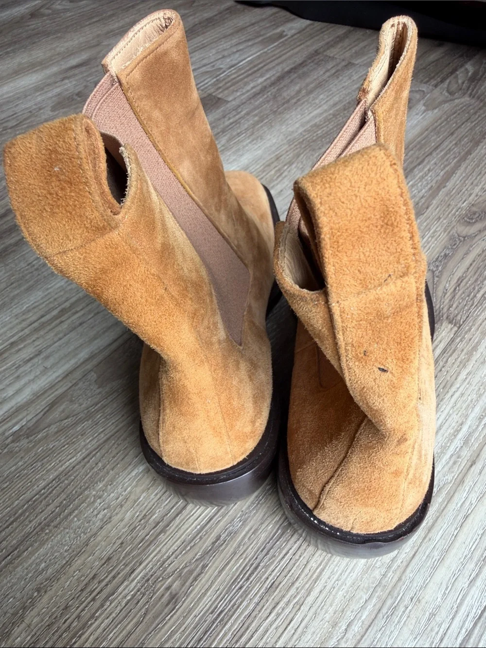 Frame Denim Le Fenton Suede Leather Ankle Booties with Elastic Panels